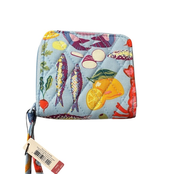 Essential small zip wallet Vera Bradley NWT - Picture 2 of 5